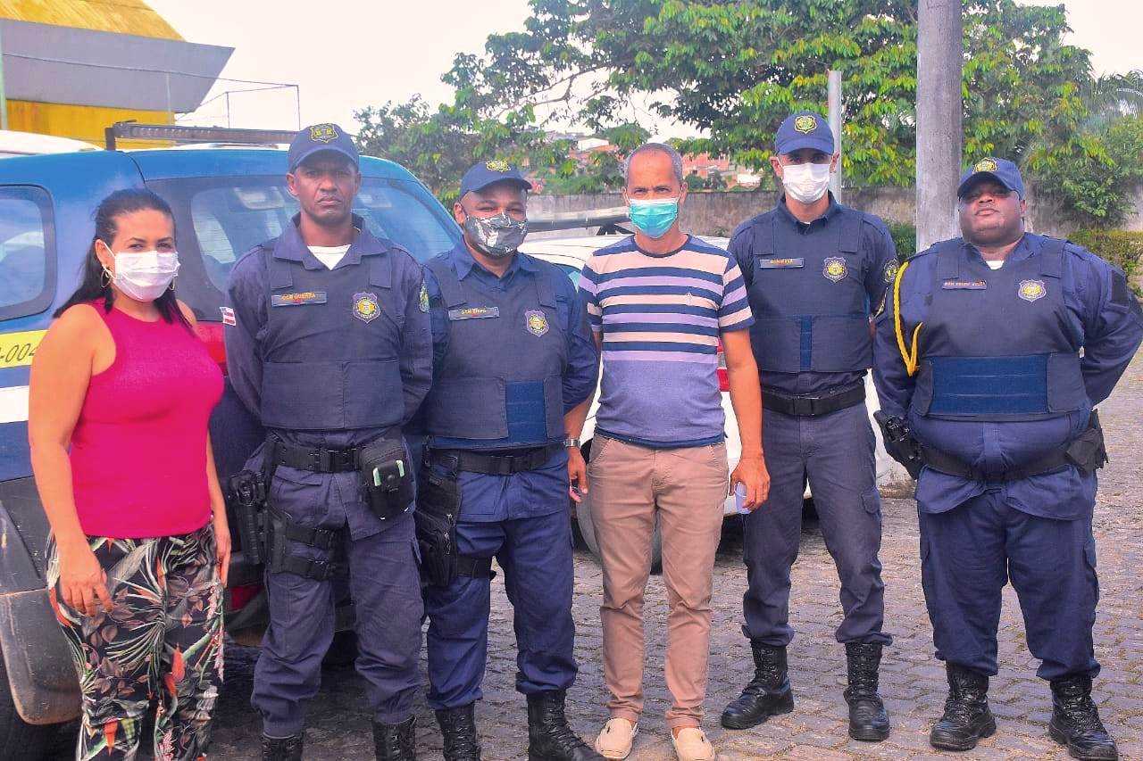 Camacã: Prefeito Paulo do Gás acompanha entrega de donativos as famílias atingidas pelas chuvas